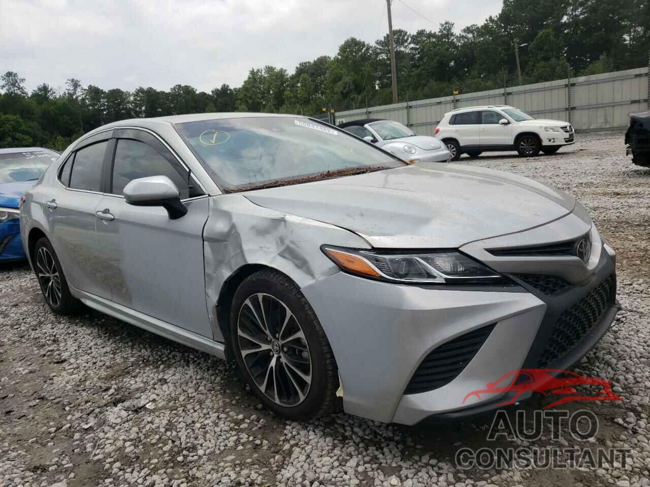 TOYOTA CAMRY 2018 - 4T1B11HK9JU635340