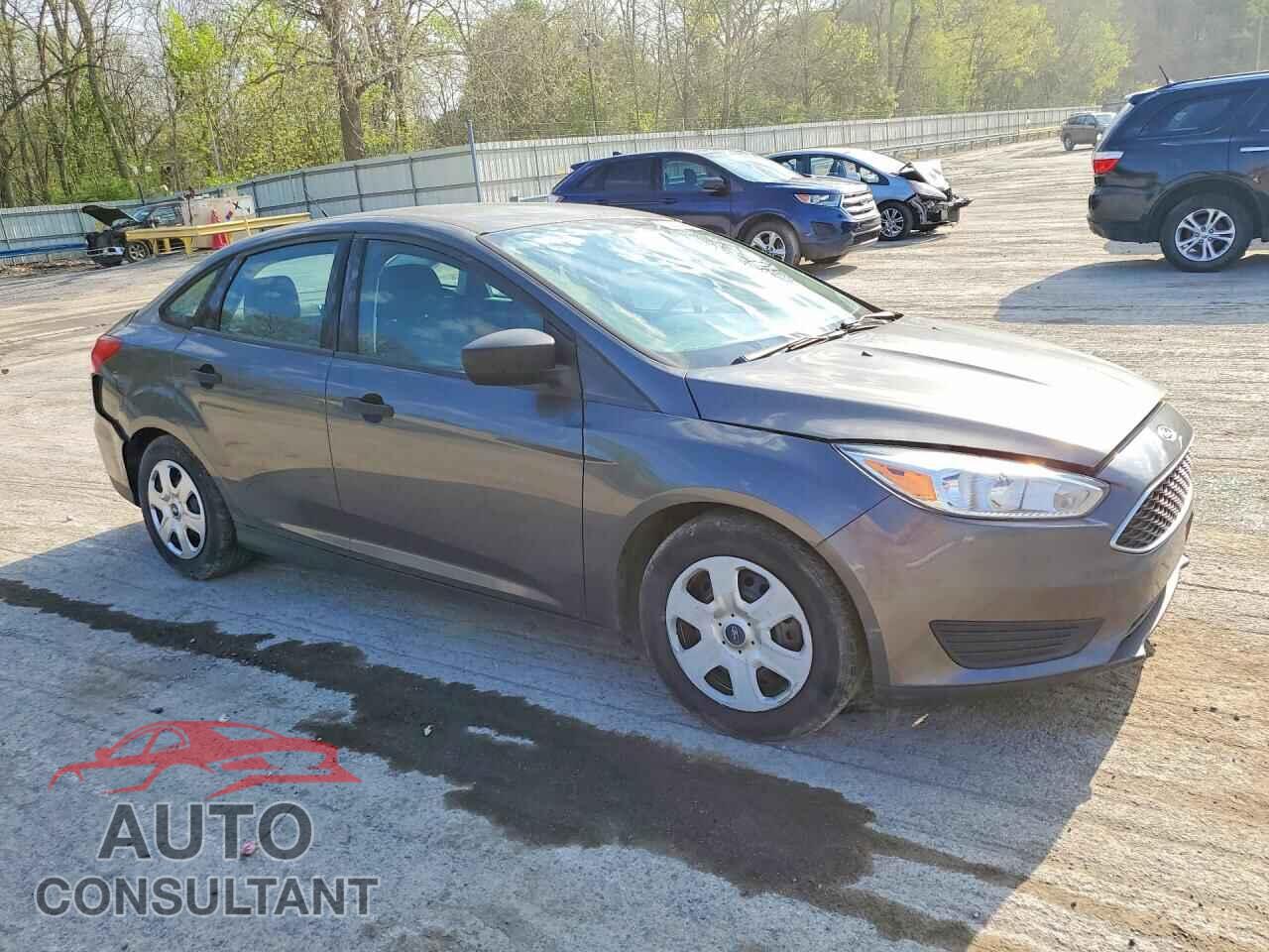 FORD FOCUS 2015 - 1FADP3E22FL379119