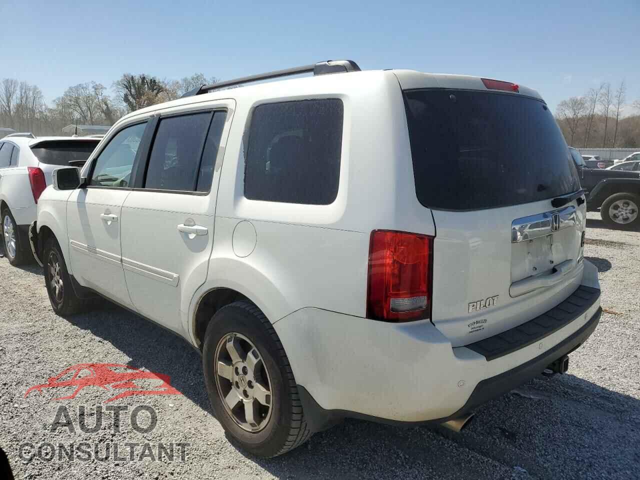 HONDA PILOT 2011 - 5FNYF3H9XBB044579