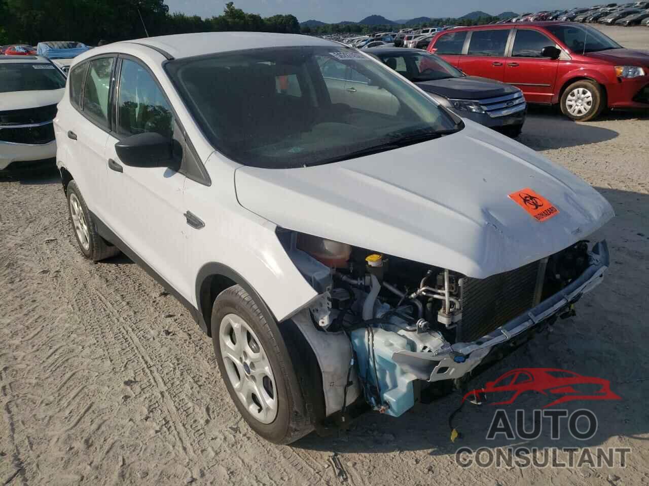 FORD ESCAPE 2018 - 1FMCU0F75JUB95380