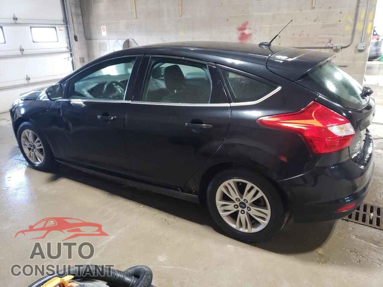 FORD FOCUS 2012 - 1FAHP3M2XCL344360