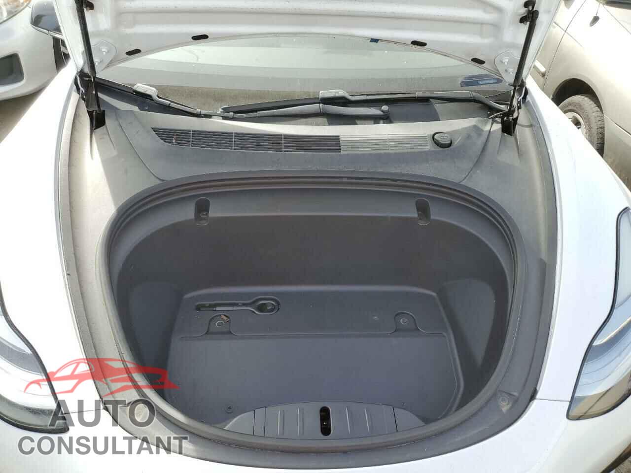 TESLA MODEL 3 2020 - 5YJ3E1EA5LF706537
