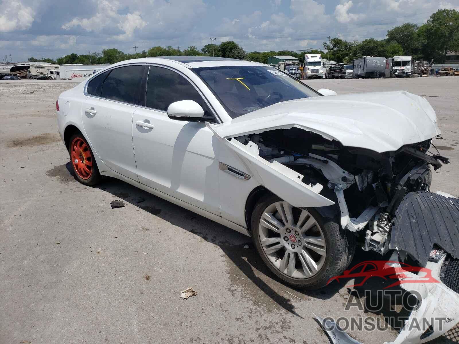 JAGUAR XF 2017 - SAJBD4BV8HCY41041