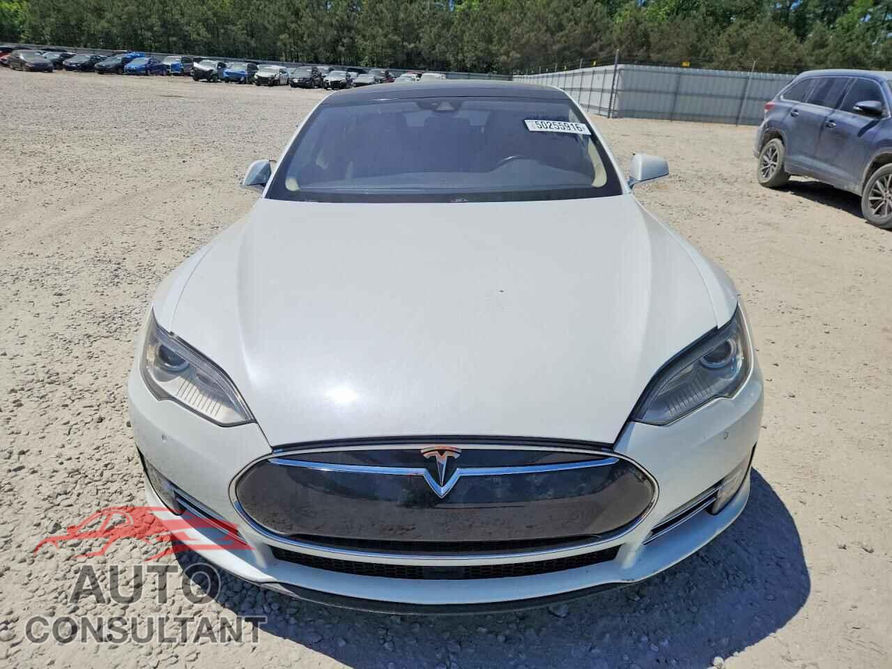 TESLA MODEL S 2015 - 5YJSA1H23FF092698