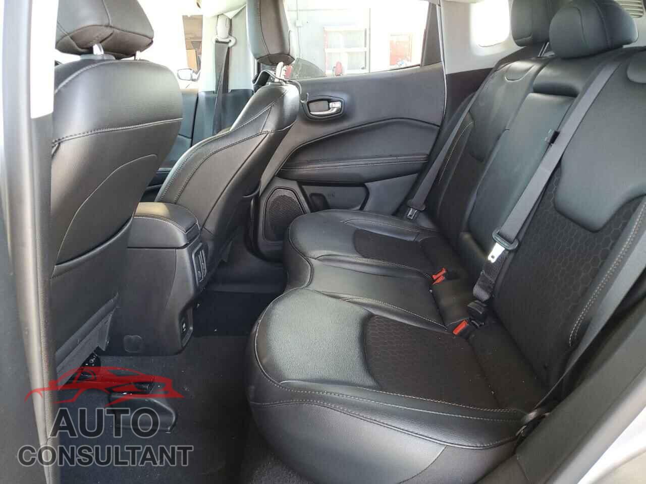 JEEP COMPASS 2020 - 3C4NJDBB5LT174615