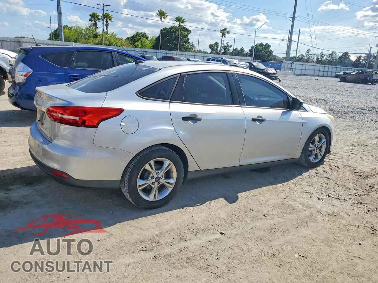 FORD FOCUS 2016 - 1FADP3E26GL304666