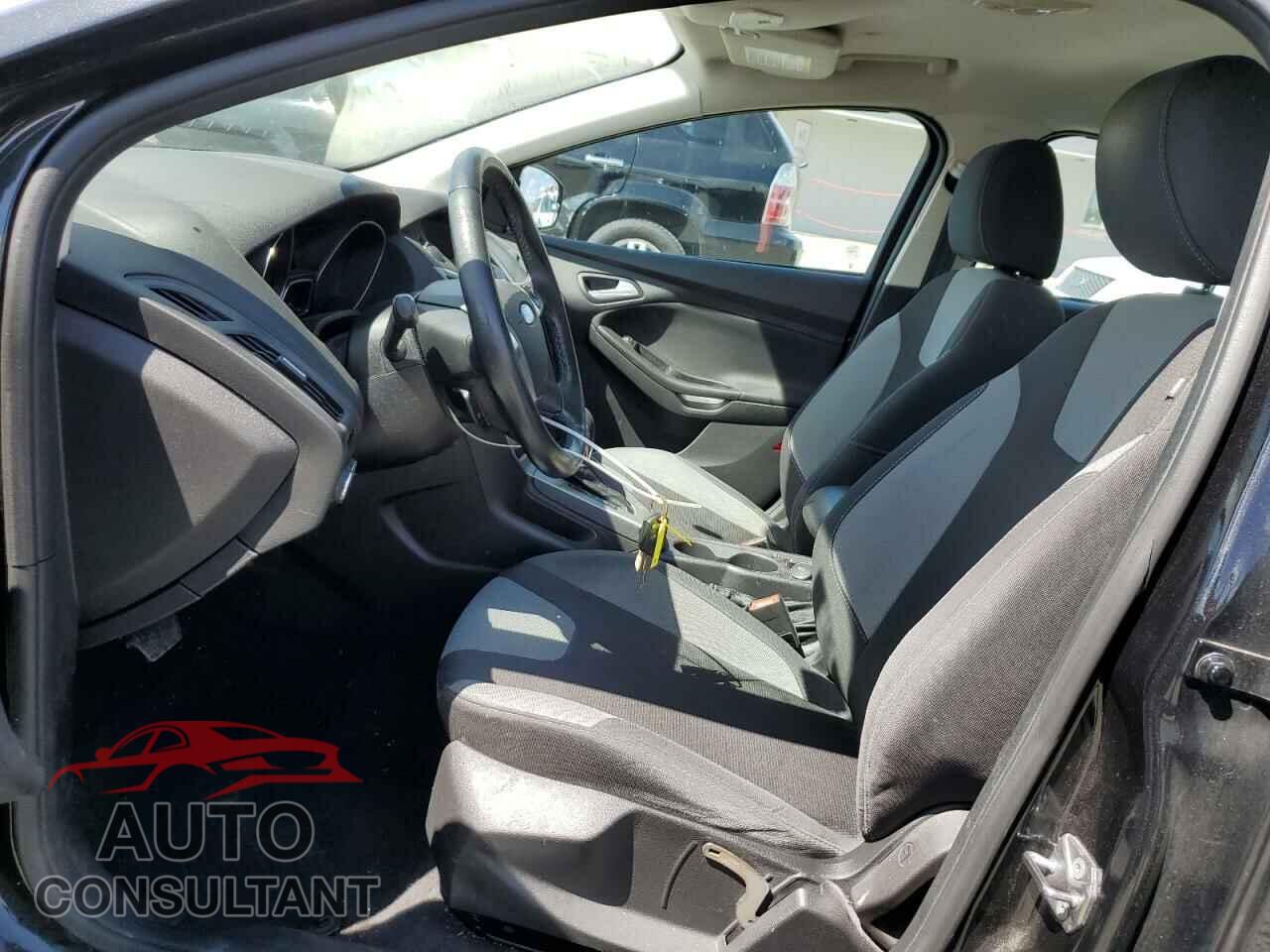 FORD FOCUS 2014 - 1FADP3F2XEL399485