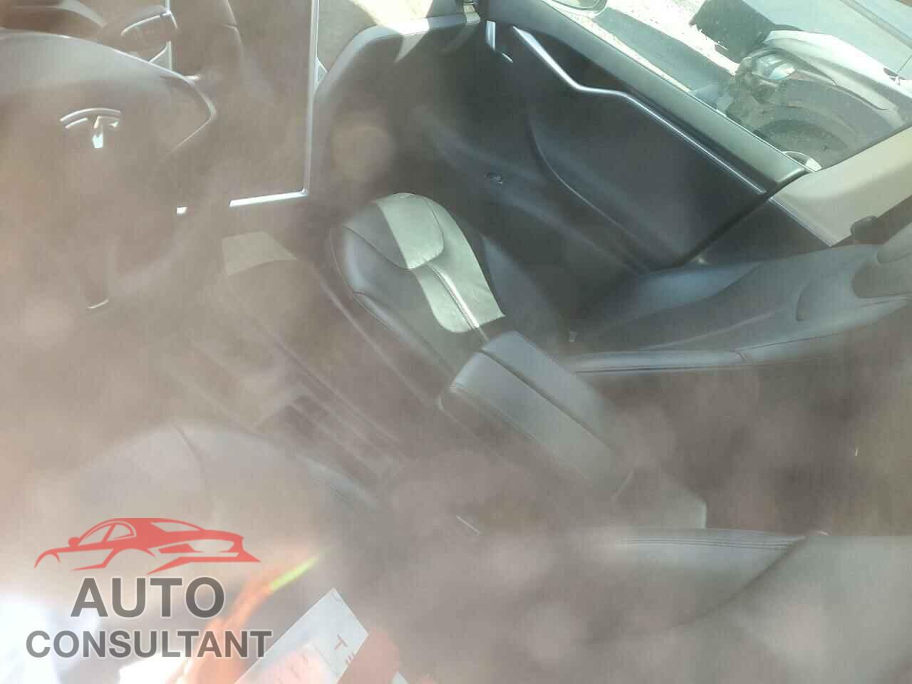 TESLA MODEL S 2013 - 5YJSA1CN5DFP05936