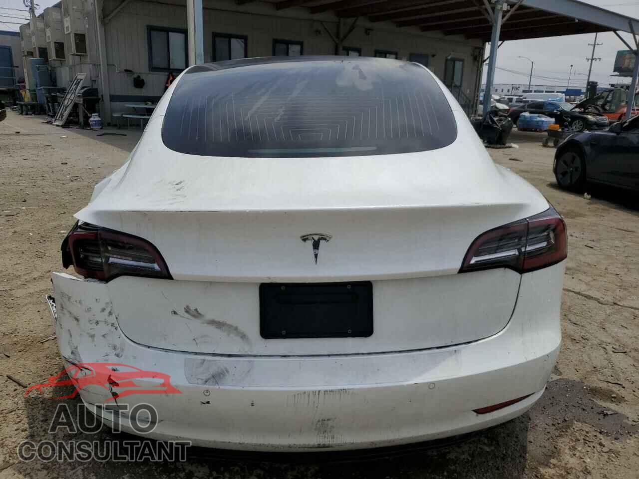 TESLA MODEL 3 2020 - 5YJ3E1EA5LF658828