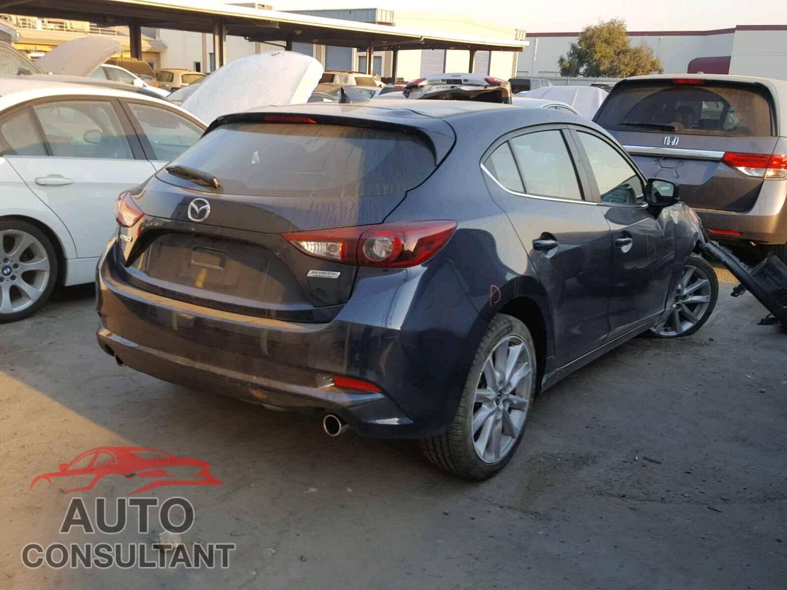 MAZDA 3 2017 - 3MZBN1M3XHM149610