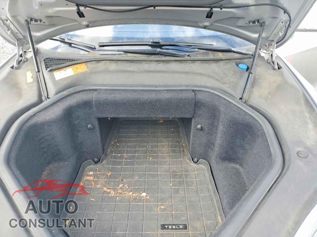 TESLA MODEL S 2013 - 5YJSA1AC7DFP10170