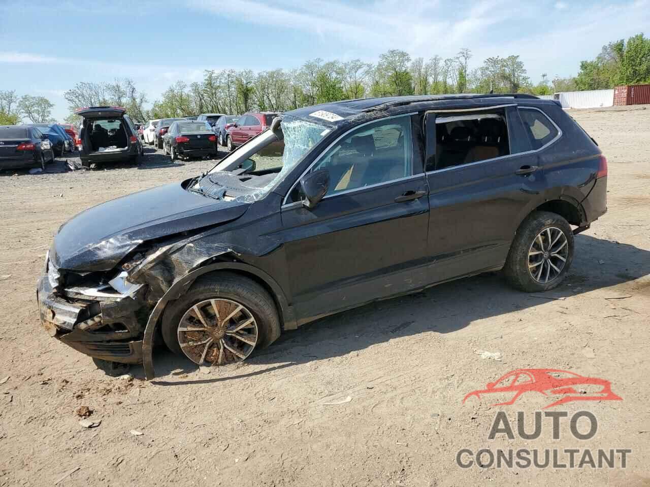 VOLKSWAGEN TIGUAN 2019 - 3VV2B7AX3KM198677