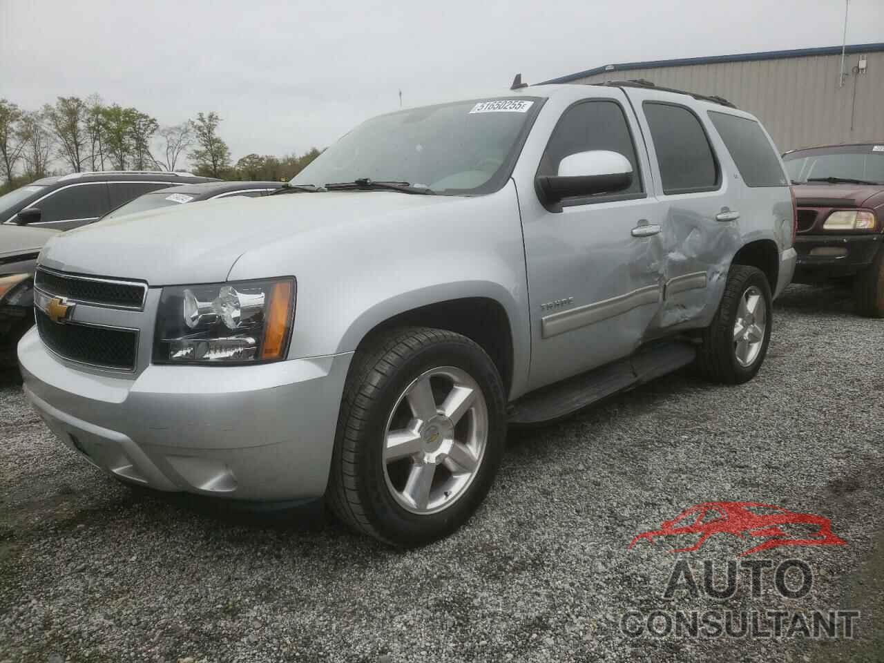 CHEVROLET TAHOE 2013 - 1GNSCBE01DR172941