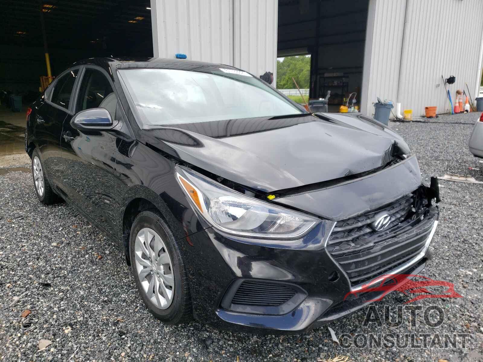 HYUNDAI ACCENT 2018 - 3KPC24A38JE023848