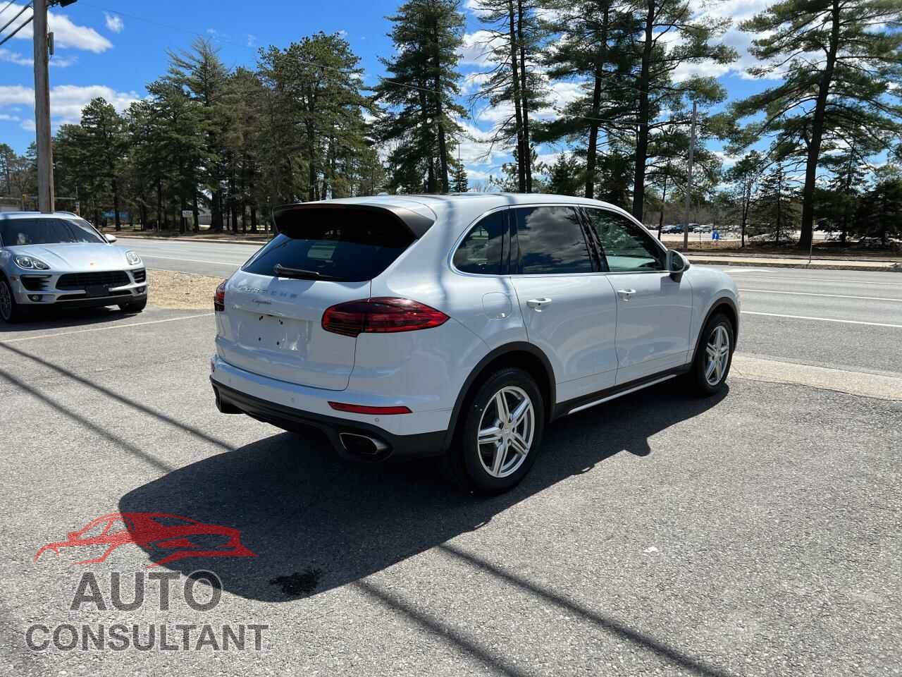 PORSCHE CAYENNE 2016 - WP1AA2A2XGKA36305