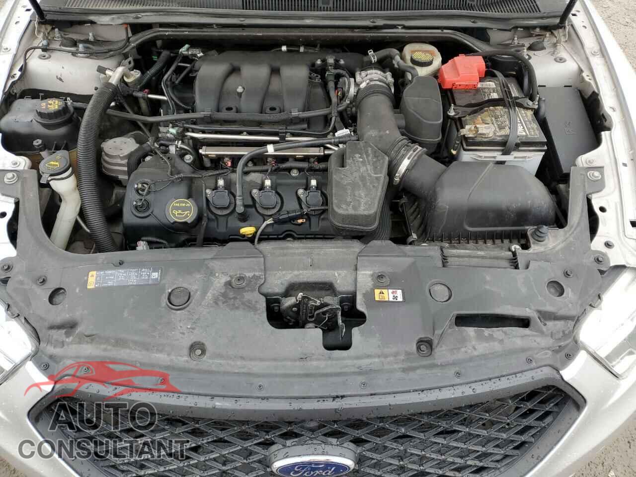 FORD TAURUS 2017 - 1FAHP2F84HG104510