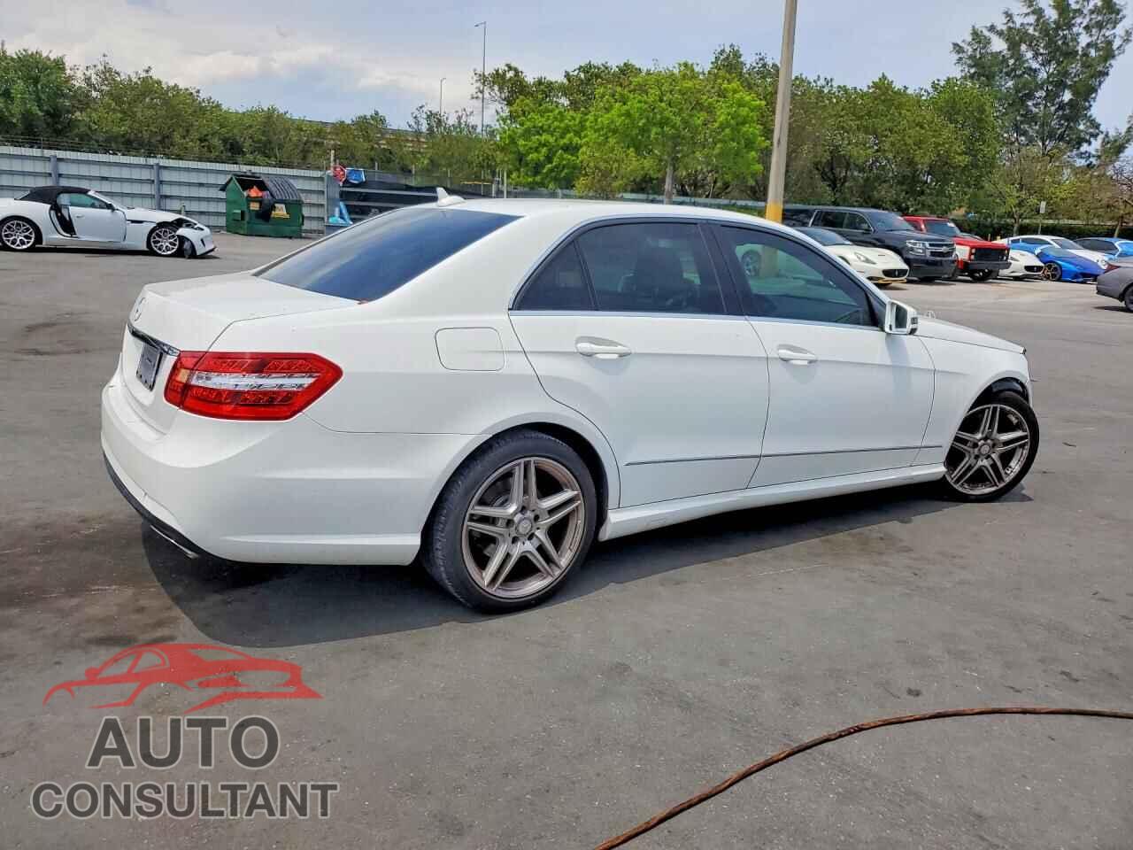MERCEDES-BENZ E-CLASS 2013 - WDDHF5KB9DA728645