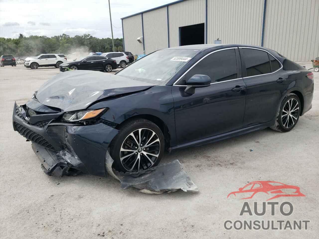 TOYOTA CAMRY 2018 - 4T1B11HK5JU584872