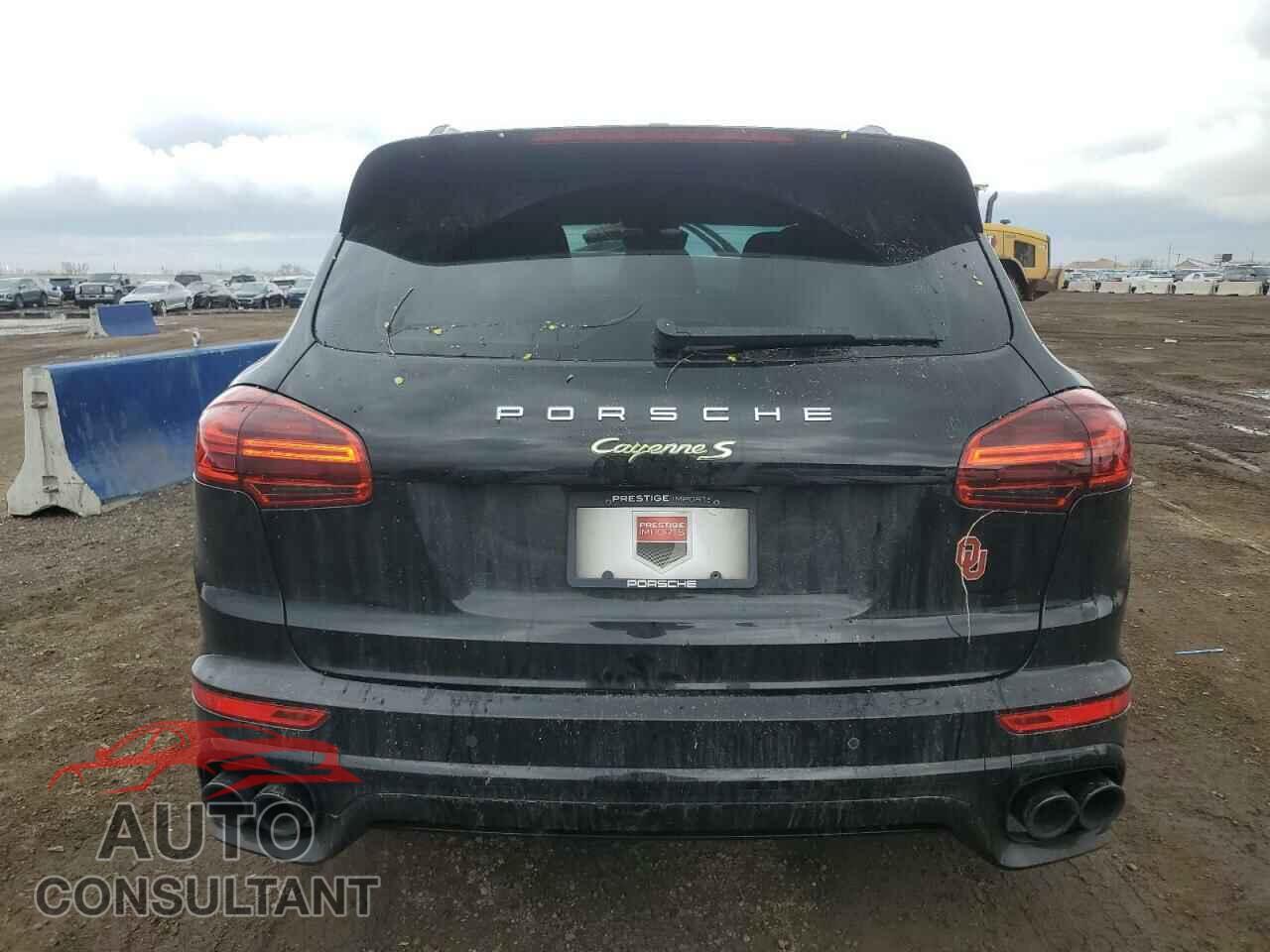 PORSCHE CAYENNE 2016 - WP1AE2A29GLA17758