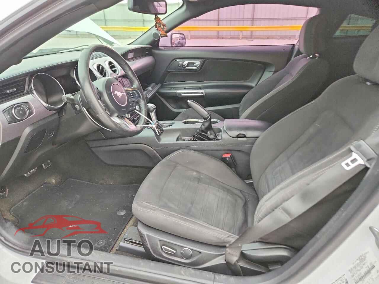 FORD MUSTANG 2017 - 1FA6P8CF6H5265000