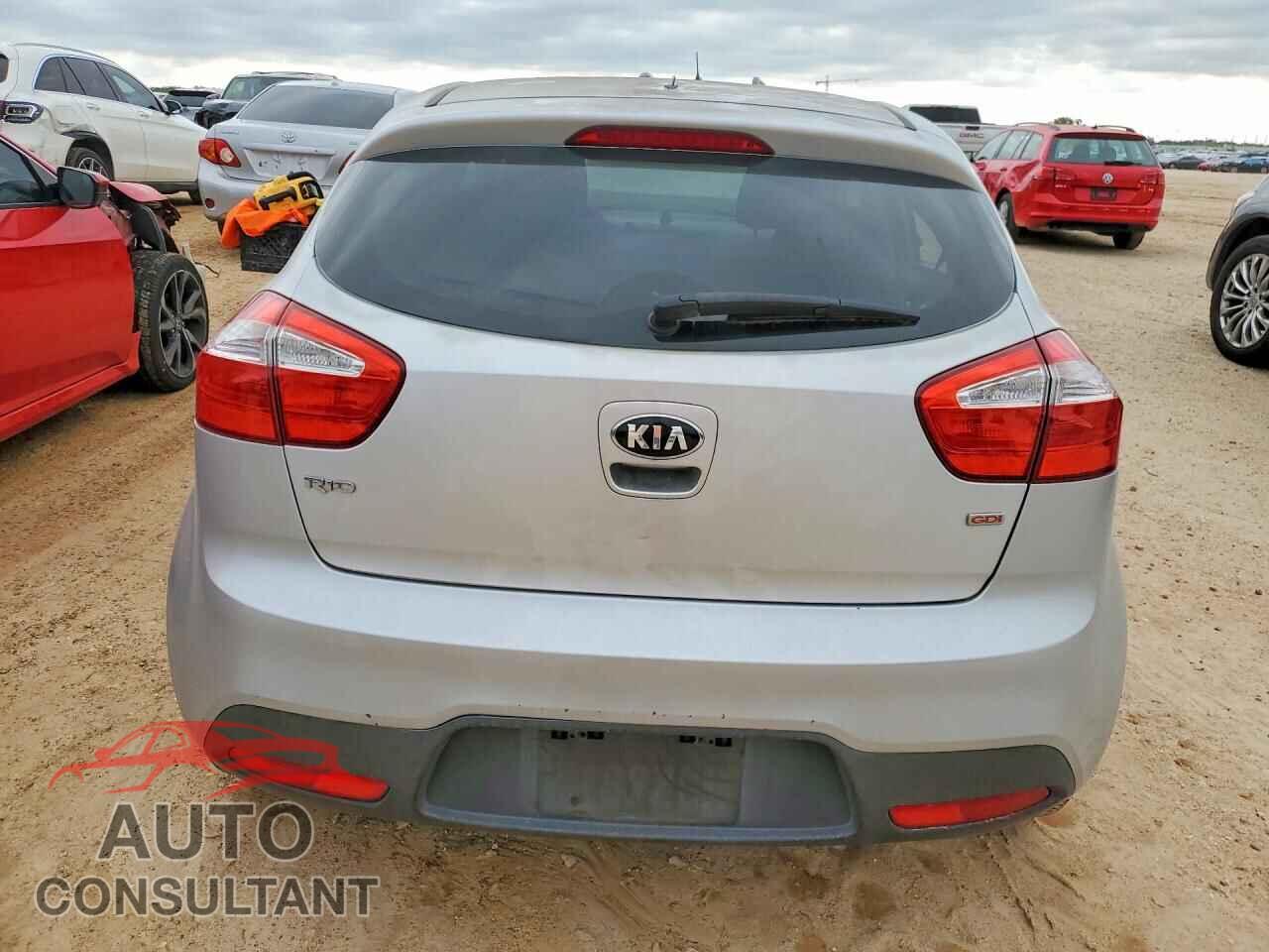 KIA RIO 2013 - KNADM5A37D6246829