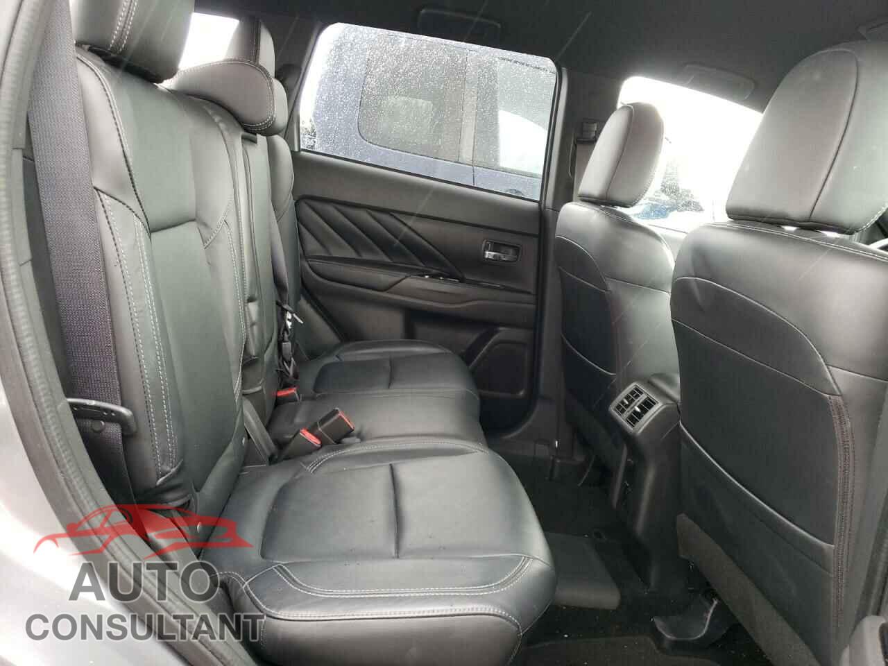 MITSUBISHI OUTLANDER 2020 - JA4J24A56LZ009358