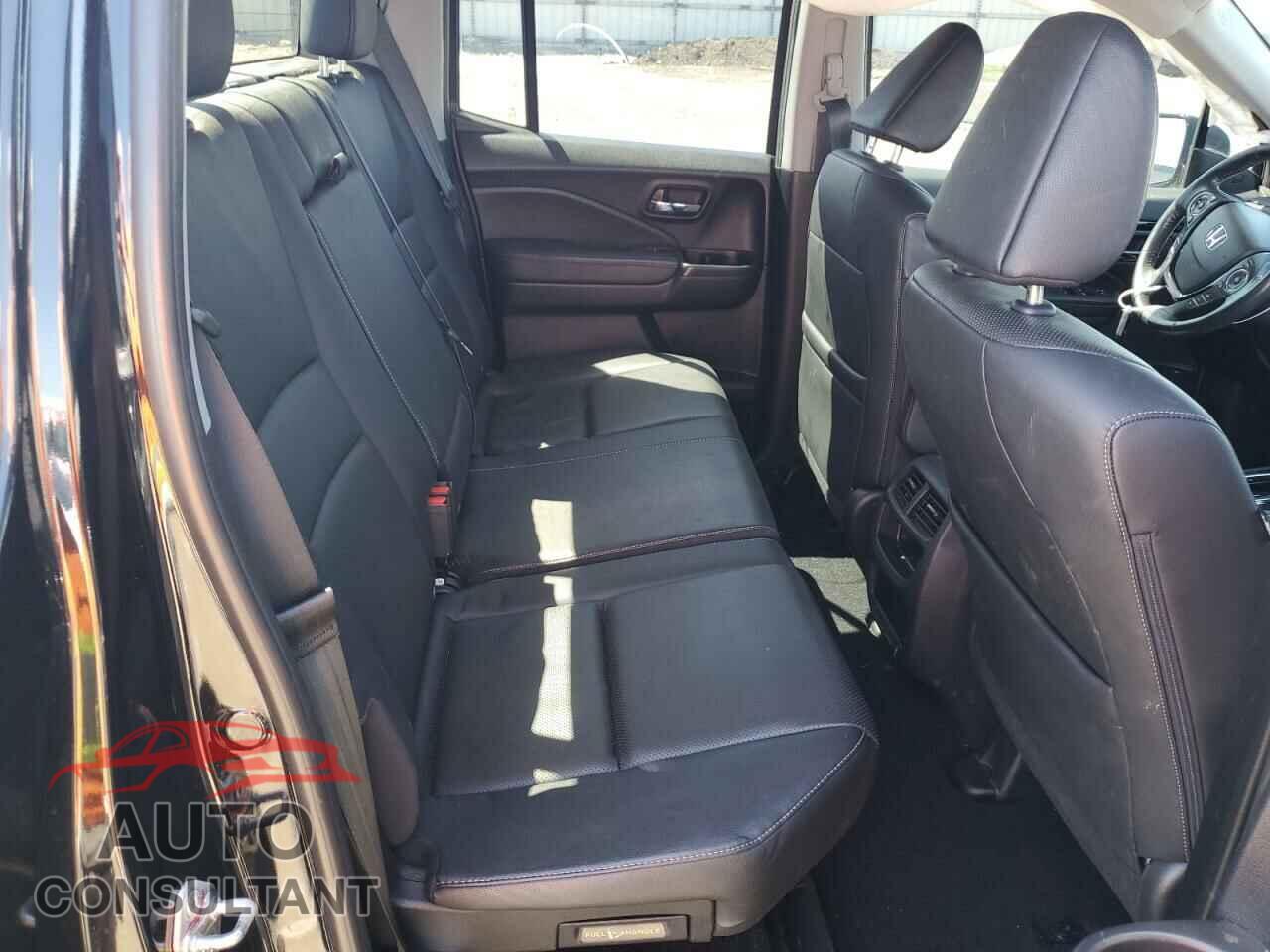 HONDA RIDGELINE 2018 - 5FPYK3F76JB014174