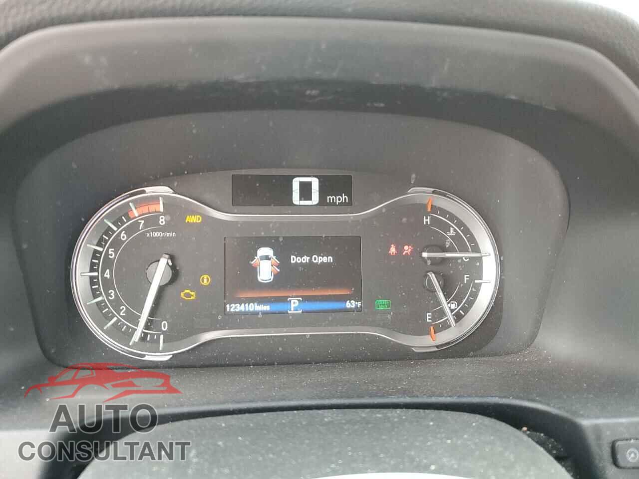 HONDA PILOT 2017 - 5FNYF6H38HB078056