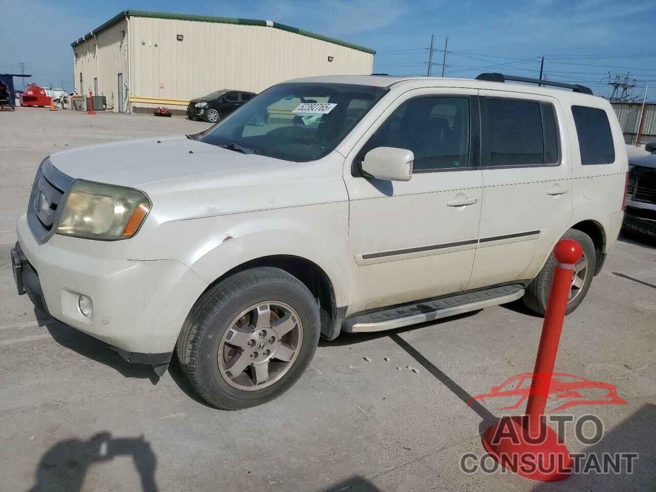 HONDA PILOT 2011 - 5FNYF3H98BB005411