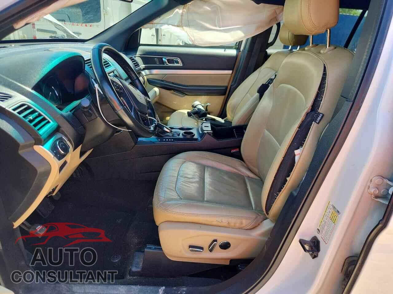 FORD EXPLORER 2017 - 1FM5K7D88HGA01906