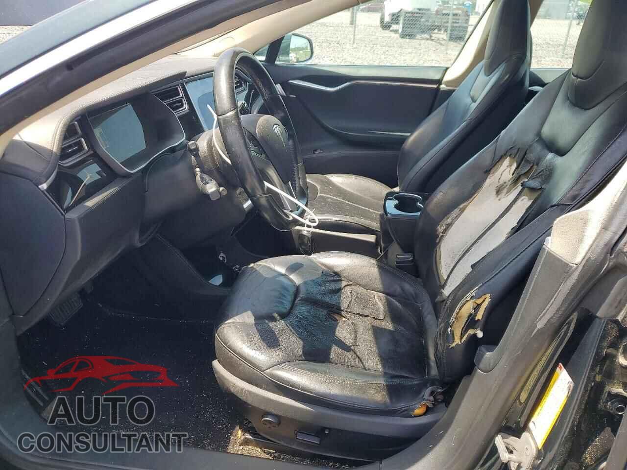 TESLA MODEL S 2014 - 5YJSA1H17EFP39268