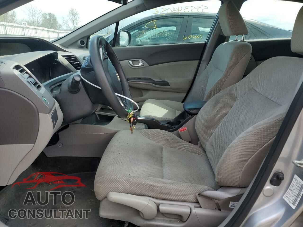 HONDA CIVIC 2012 - JHMFB4F21CS005123