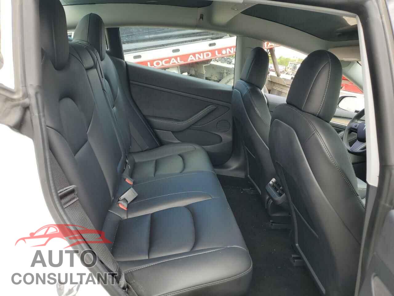 TESLA MODEL 3 2021 - 5YJ3E1EA8MF079379