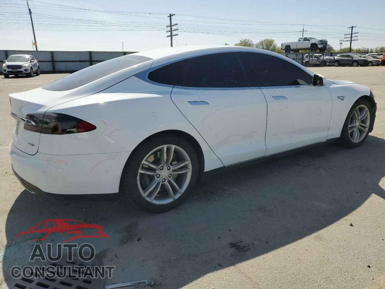 TESLA MODEL S 2015 - 5YJSA1H2XFF093797