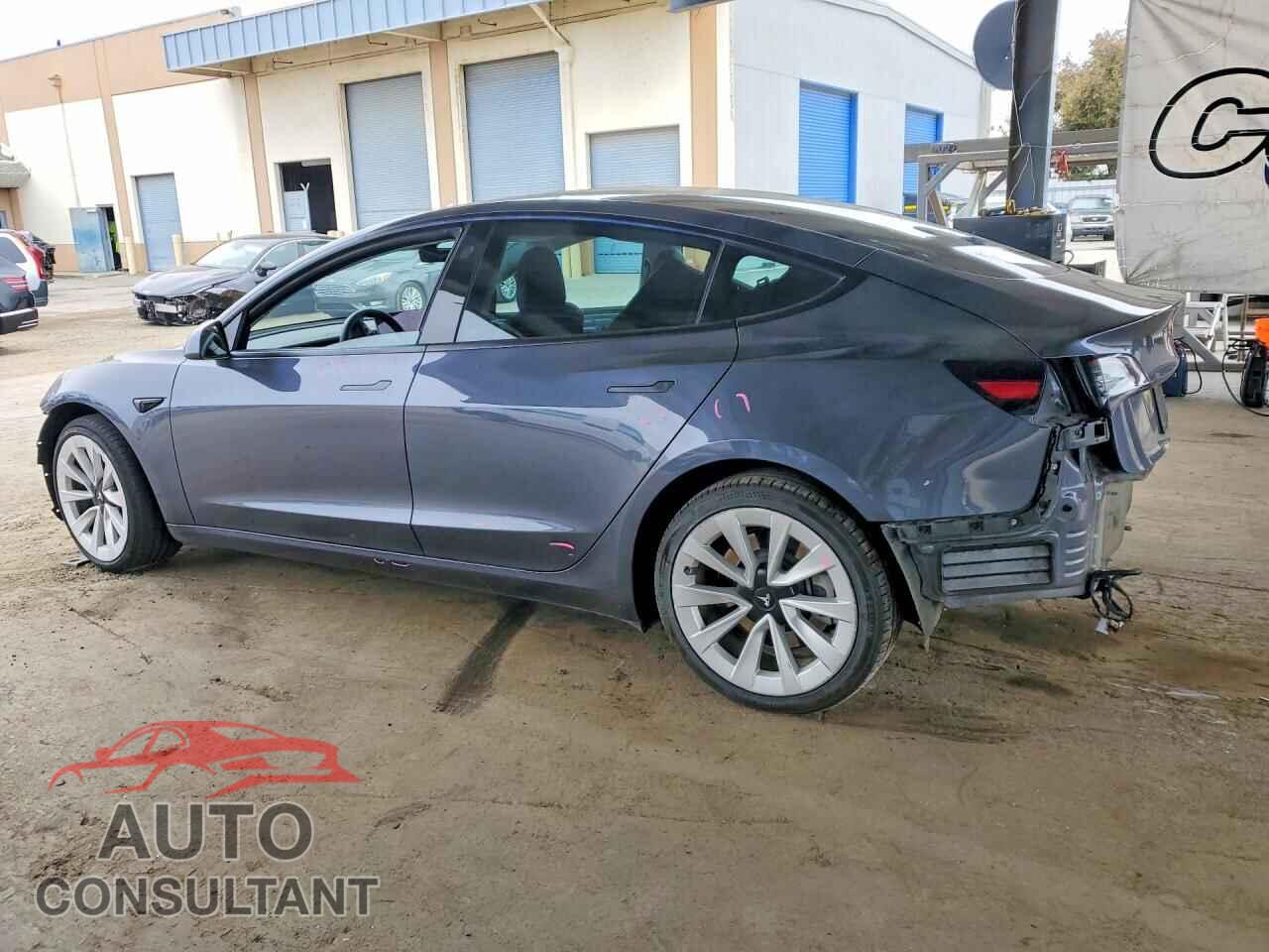 TESLA MODEL 3 2022 - 5YJ3E1EB7NF277932