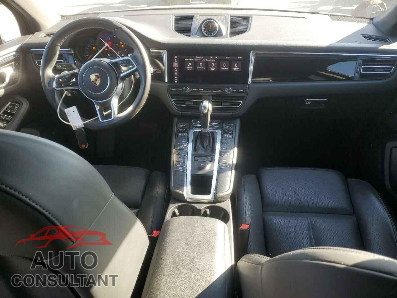 PORSCHE MACAN 2021 - WP1AA2A50MLB02568