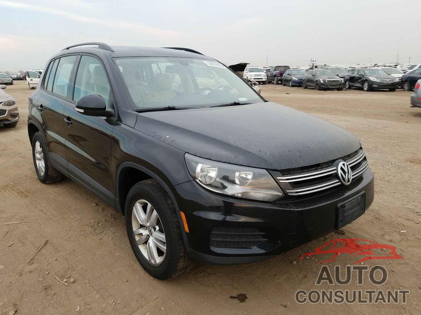 VOLKSWAGEN TIGUAN 2017 - WVGBV7AX9HW504727