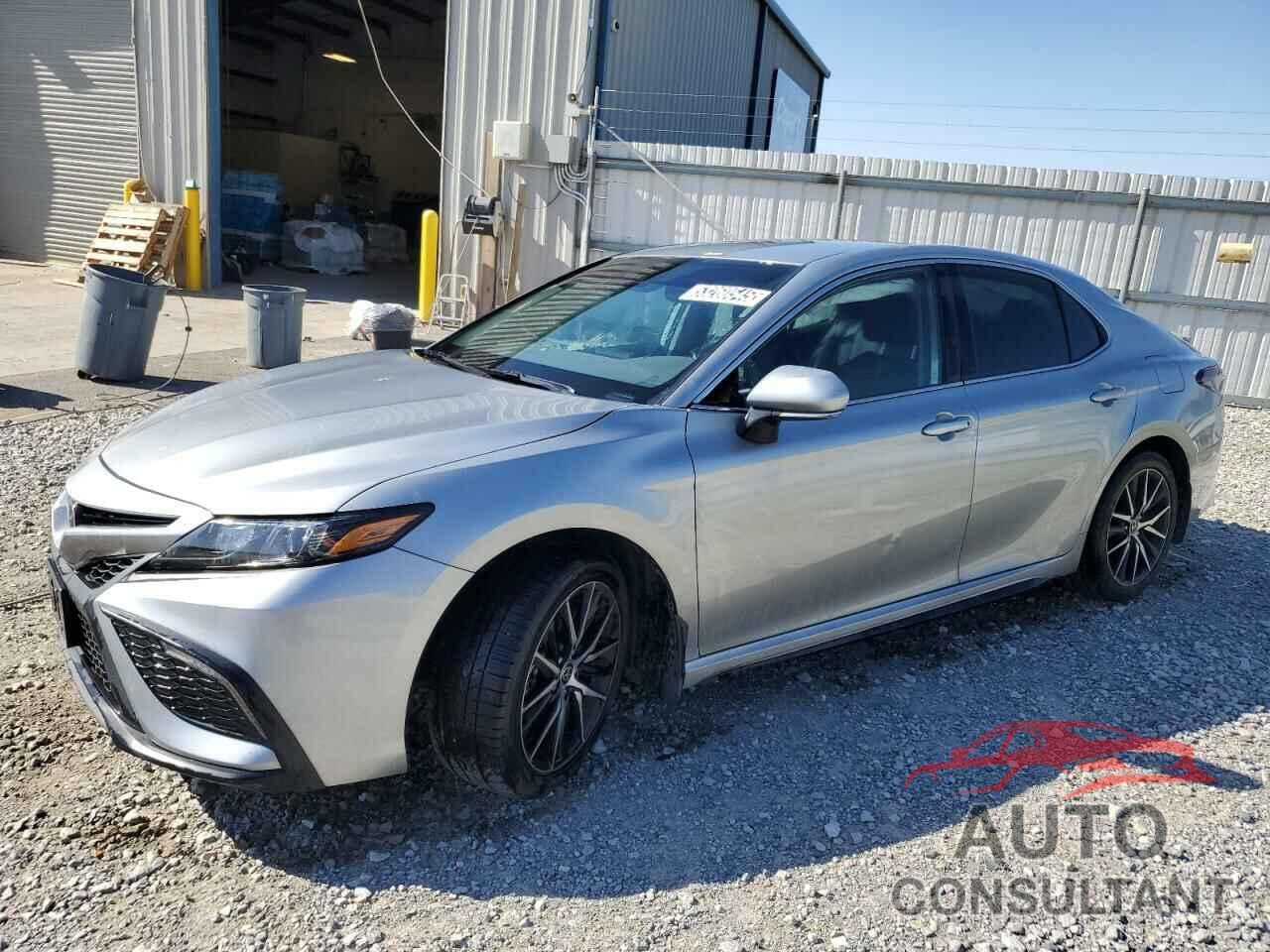 TOYOTA CAMRY 2024 - 4T1G11AK7RU190835