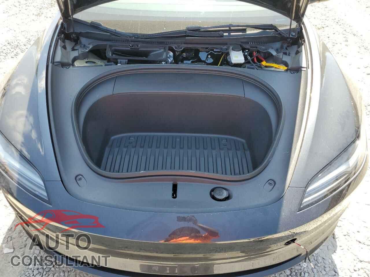 TESLA MODEL 3 2024 - 5YJ3E1EA6RF732492