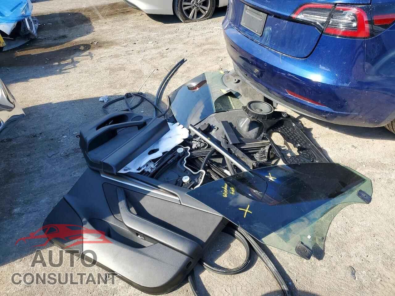 TESLA MODEL 3 2022 - 5YJ3E1EA2NF190883