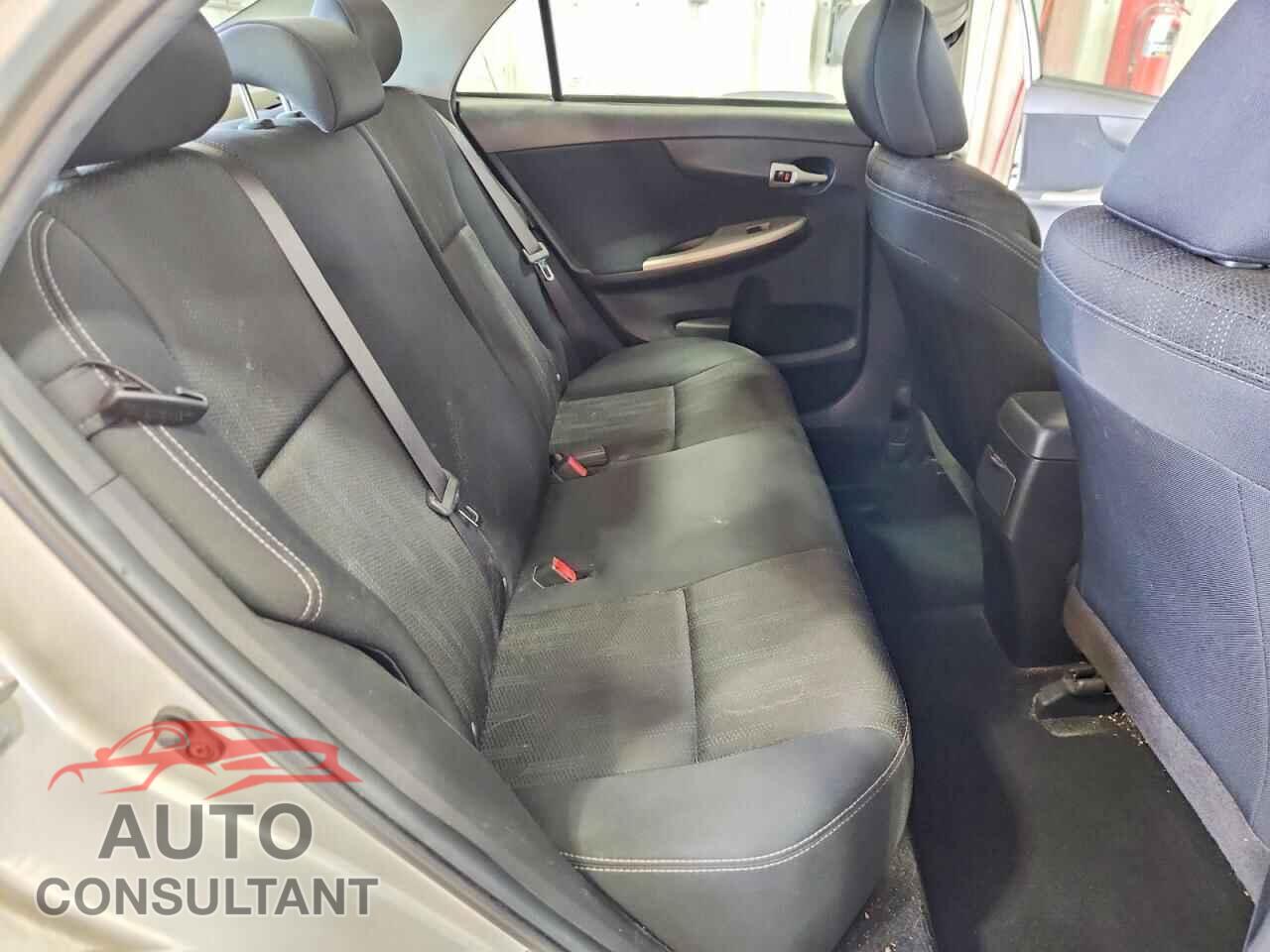 TOYOTA COROLLA 2013 - 2T1BU4EEXDC062882