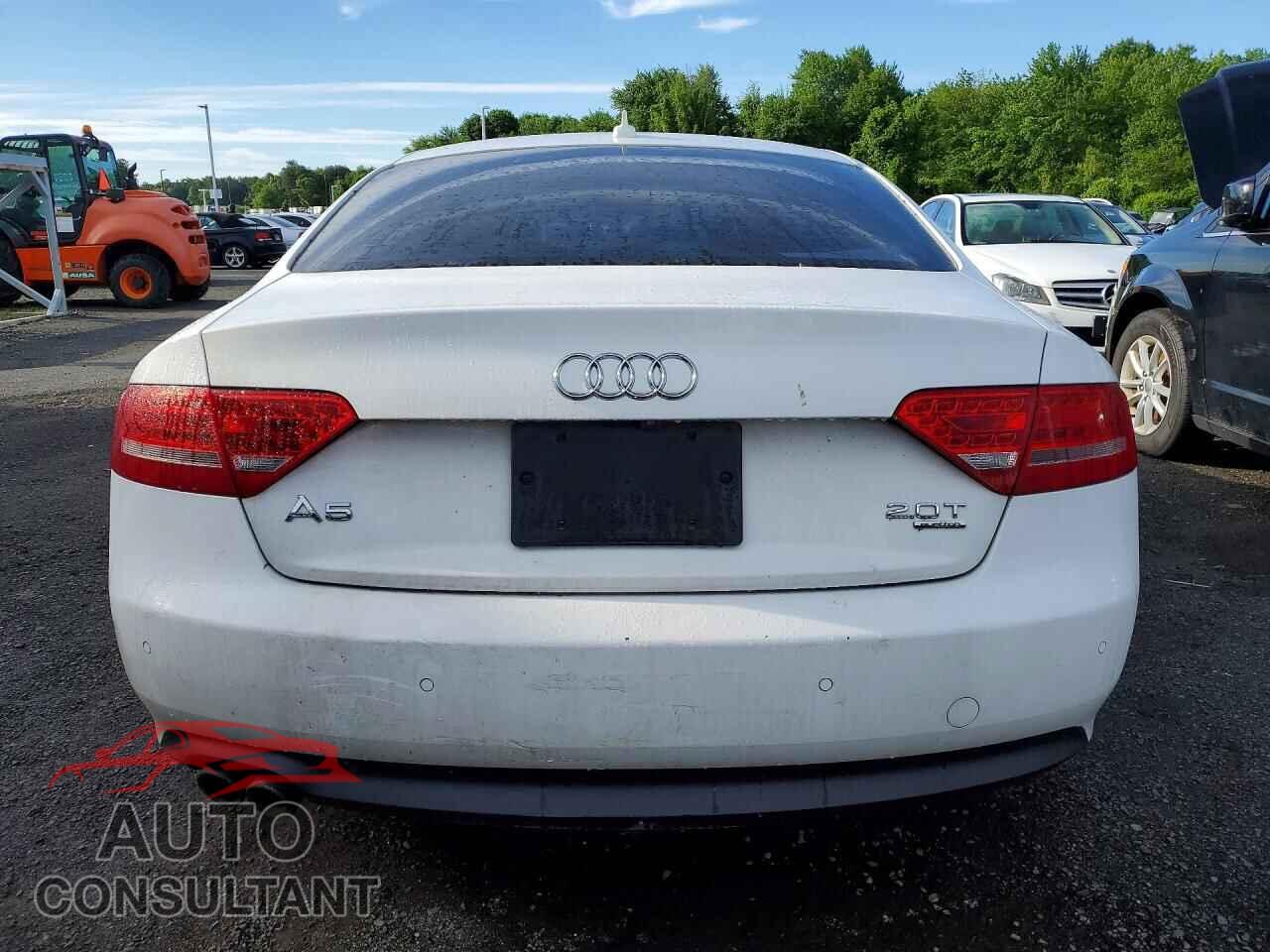 AUDI A5 2012 - WAULFAFR3CA037496