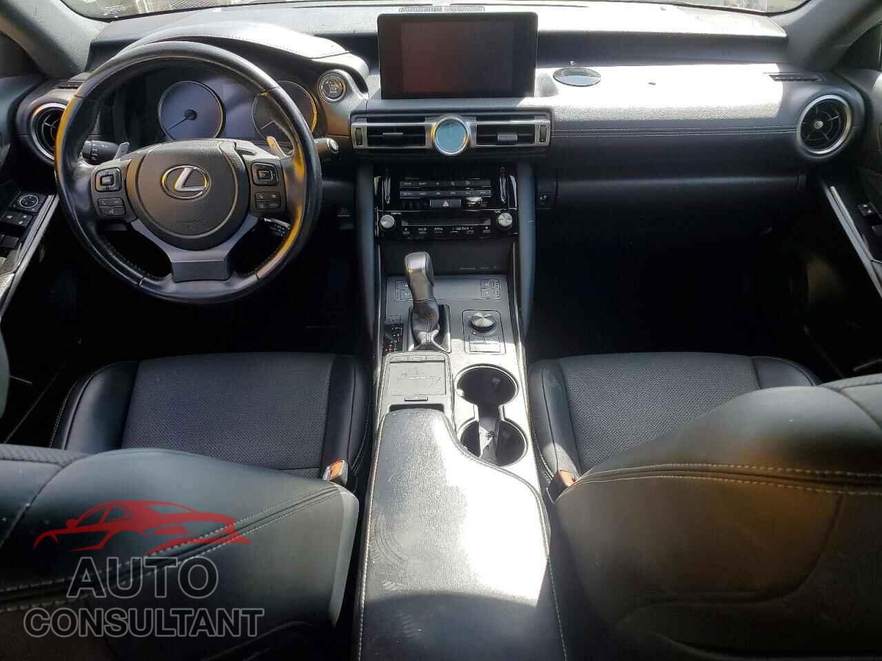 LEXUS IS 2021 - JTHCA1D25M5109668