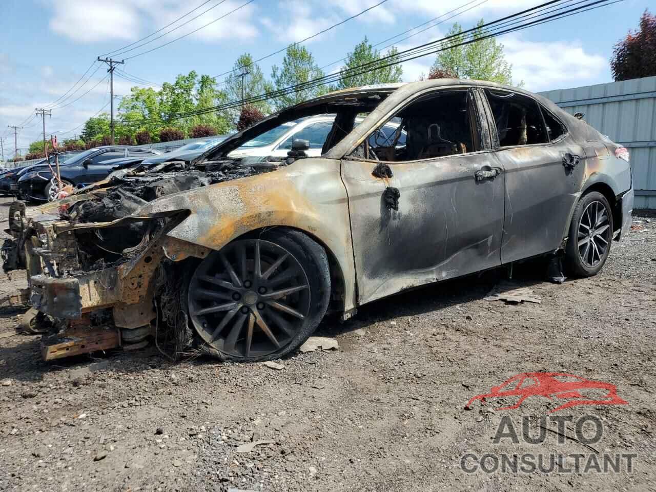 TOYOTA CAMRY 2021 - 4T1T11BK0MU027398
