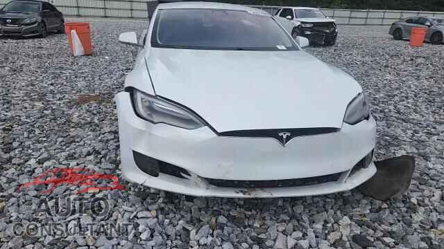 TESLA MODEL S 2017 - 5YJSA1E17HF185643