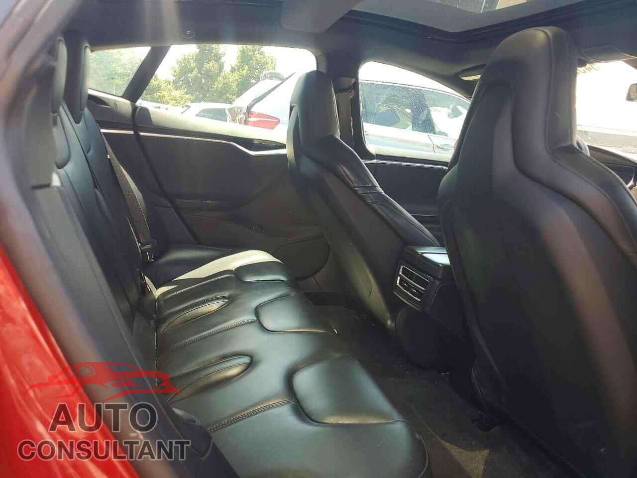 TESLA MODEL S 2016 - 5YJSA1E25GF152812