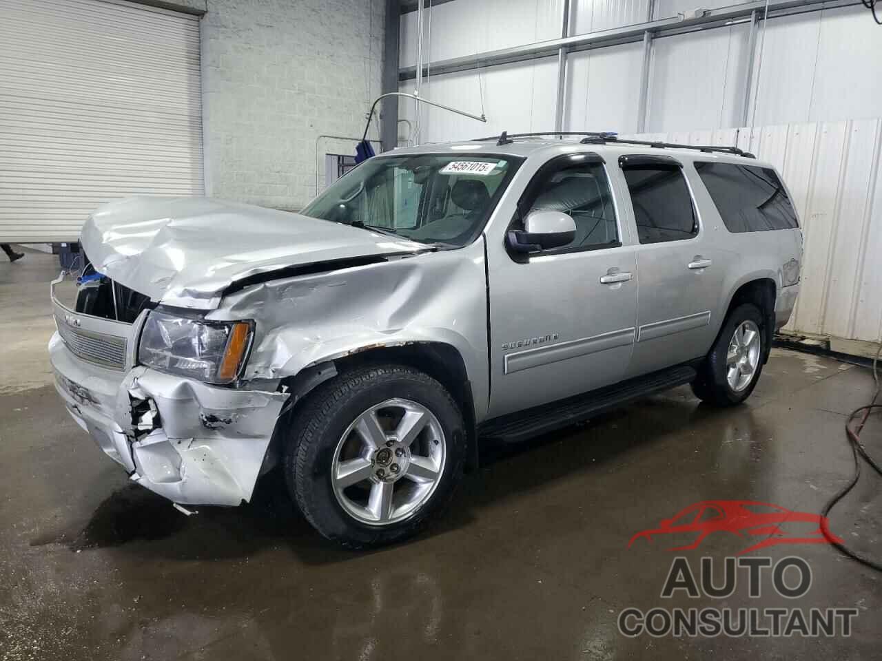 CHEVROLET SUBURBAN 2011 - 1GNSKJE31BR324530