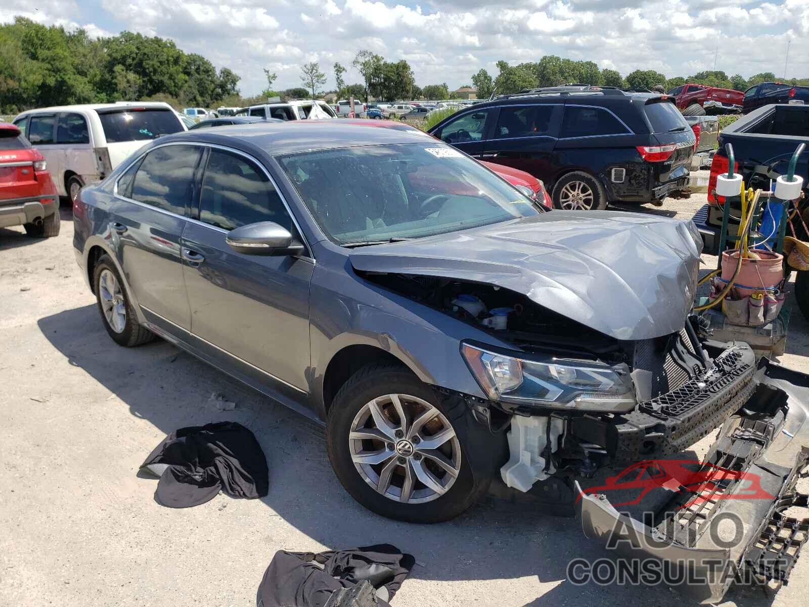 VOLKSWAGEN PASSAT 2016 - 1VWAT7A35GC033790