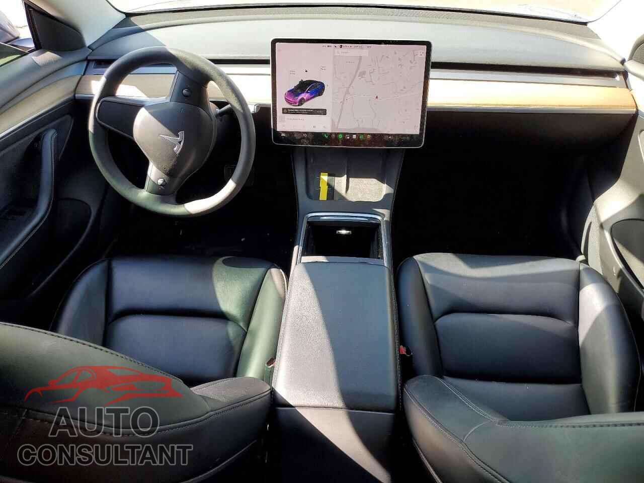 TESLA MODEL 3 2021 - 5YJ3E1EA4MF085129