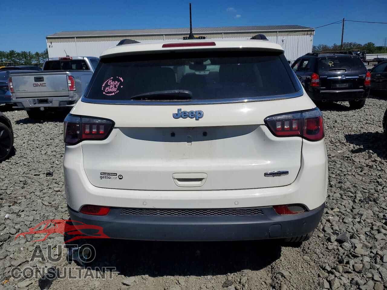 JEEP COMPASS 2017 - 3C4NJCBB8HT653032
